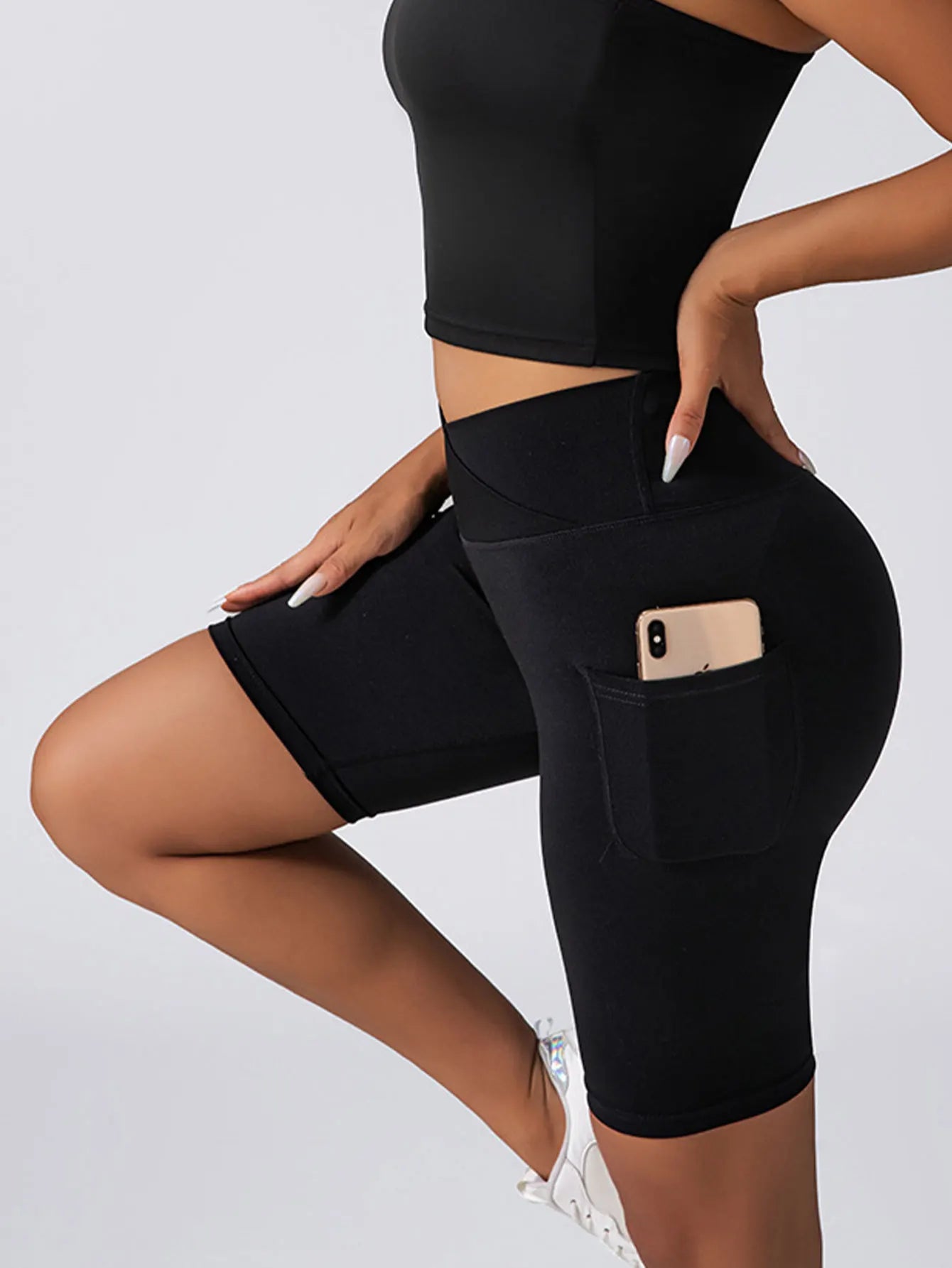 3 Pack Women's High Waist Yoga Shorts Tummy Control Athletic Workout Running Shorts with Deep Pockets