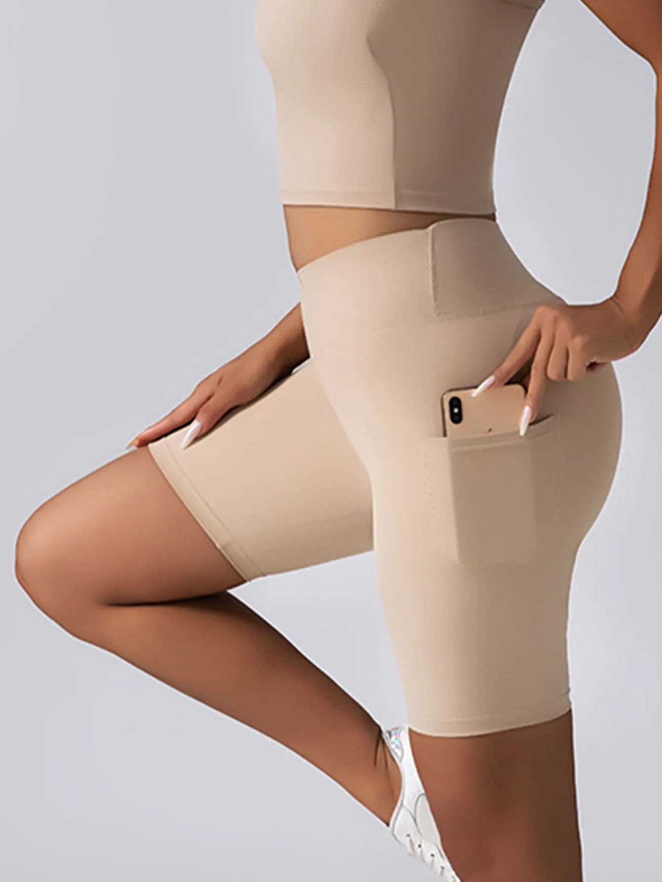 3 Pack Women's High Waist Yoga Shorts Tummy Control Athletic Workout Running Shorts with Deep Pockets